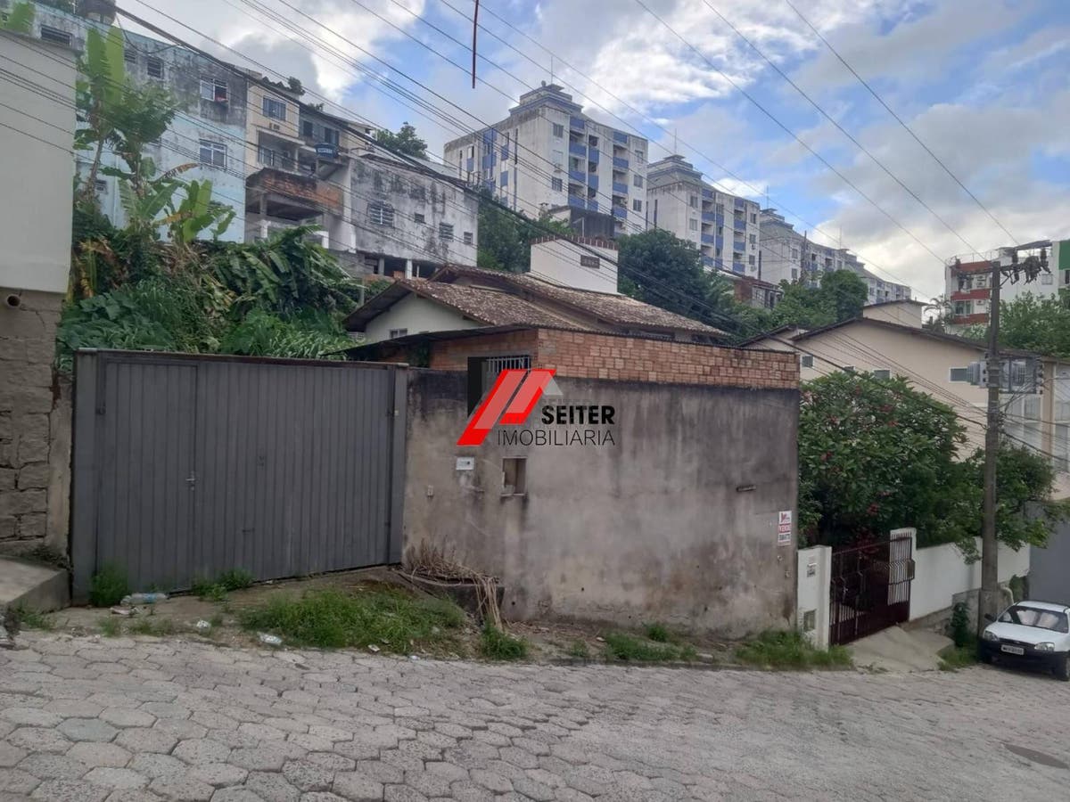 Terreno a venda proximo da UFSC Carvoeira 310 metros quadrados