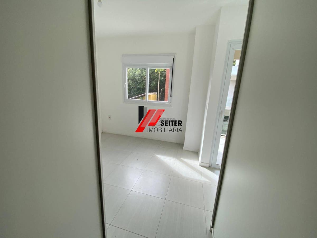 Casa 3 dormitórios com suite venda campeche florianópolis