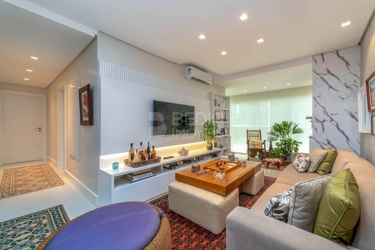 Apartamento de 3 quartos, 160m² no bairro Centro, em Balneário Camboriú | Eu Corretor