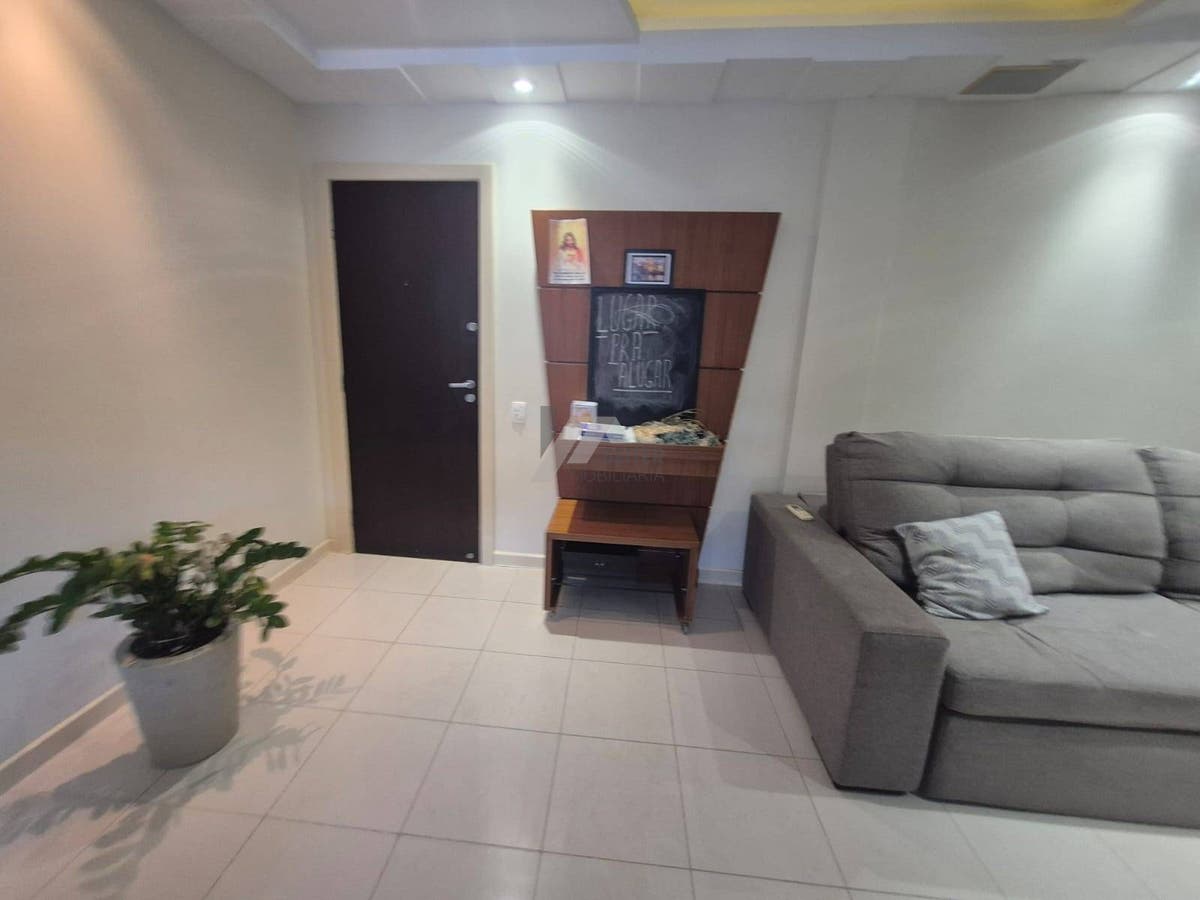 Apartamento com 2 Dormitórios Semimobiliado para Locação no Itacurubi