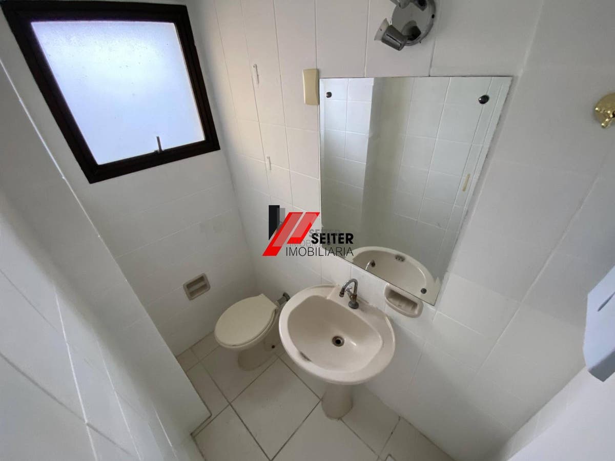 Sala comercial a venda no Centro de Florianópolis
