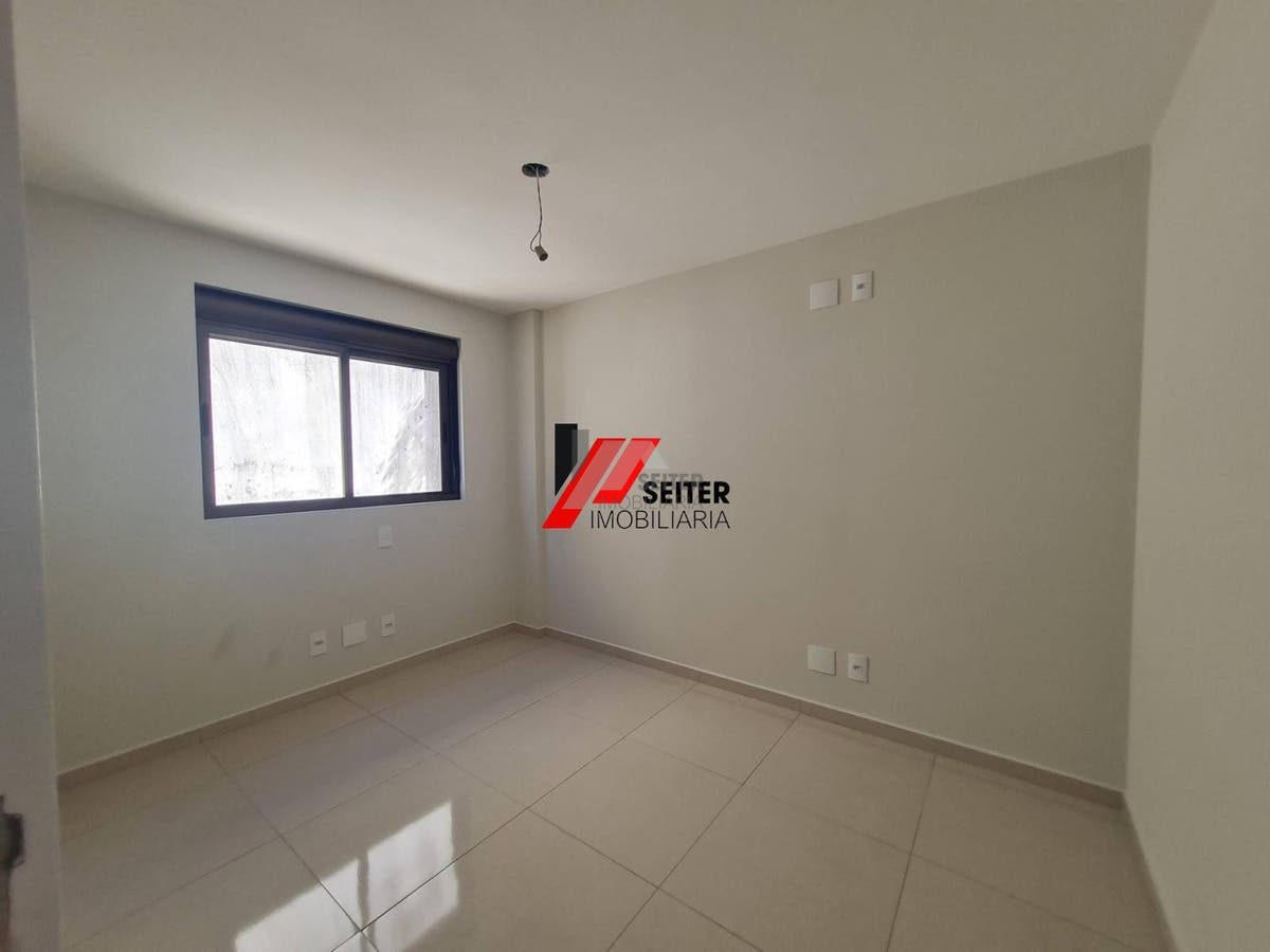 Apartamento com 2 dormitórios na Trindade em Florianópolis