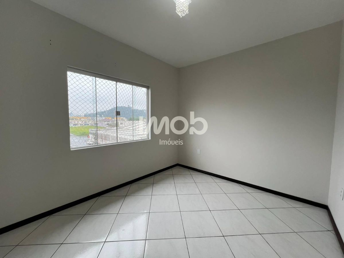 Apartamento com suíte + 2 quartos, vila baependi