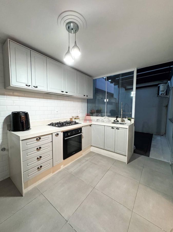 Apartamento Semimobiliado com 02 Quartos à Venda em Três Rios do Sul