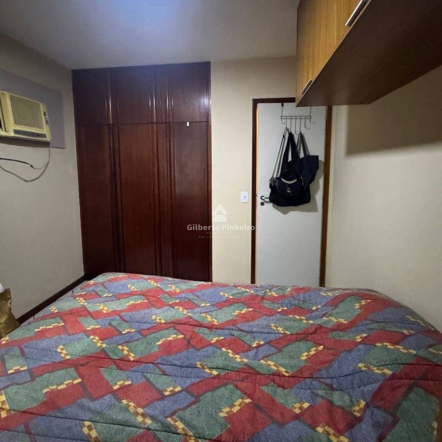 Apartamento à Venda no Centro de Guarapari com 3 Quartos