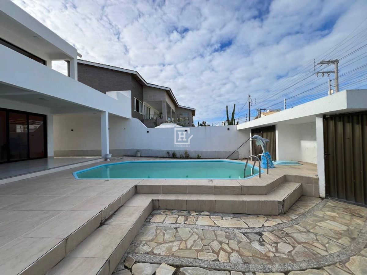 Casa, 5 quartos, 300 m² - Foto 23