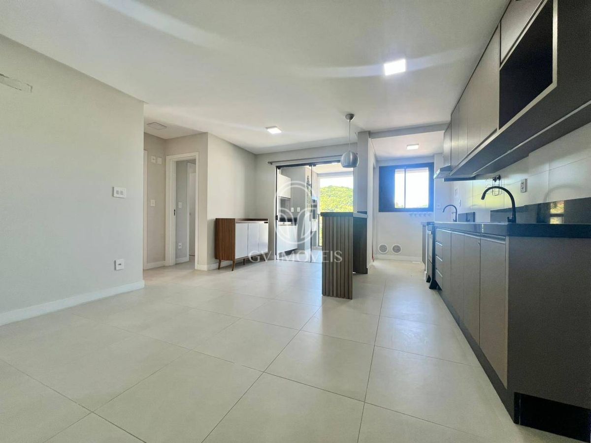 Apartamento semimobiliado para locação, 2 quartos sendo 1 suíte, 1 vaga de garagem, bairro Praia Brava, Itajaí-SC - Apartamento em Itajaí - para locação - Gv gestao de imoveis LTDA