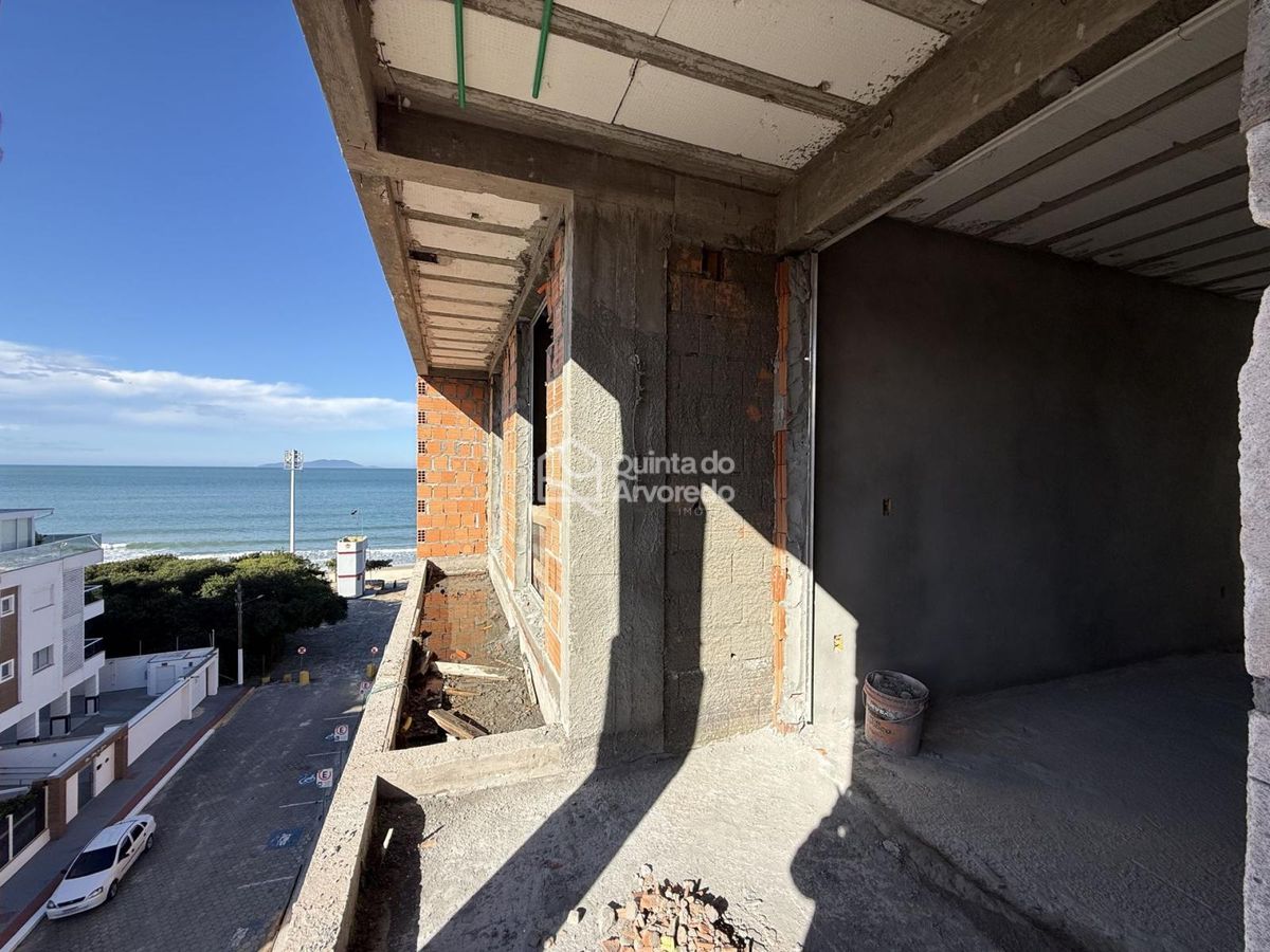 Frente Mar-Apartamento