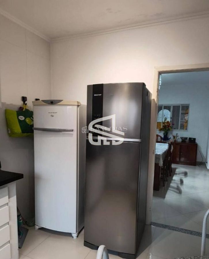 Casa, 4 quartos, 250 m² - Foto 11