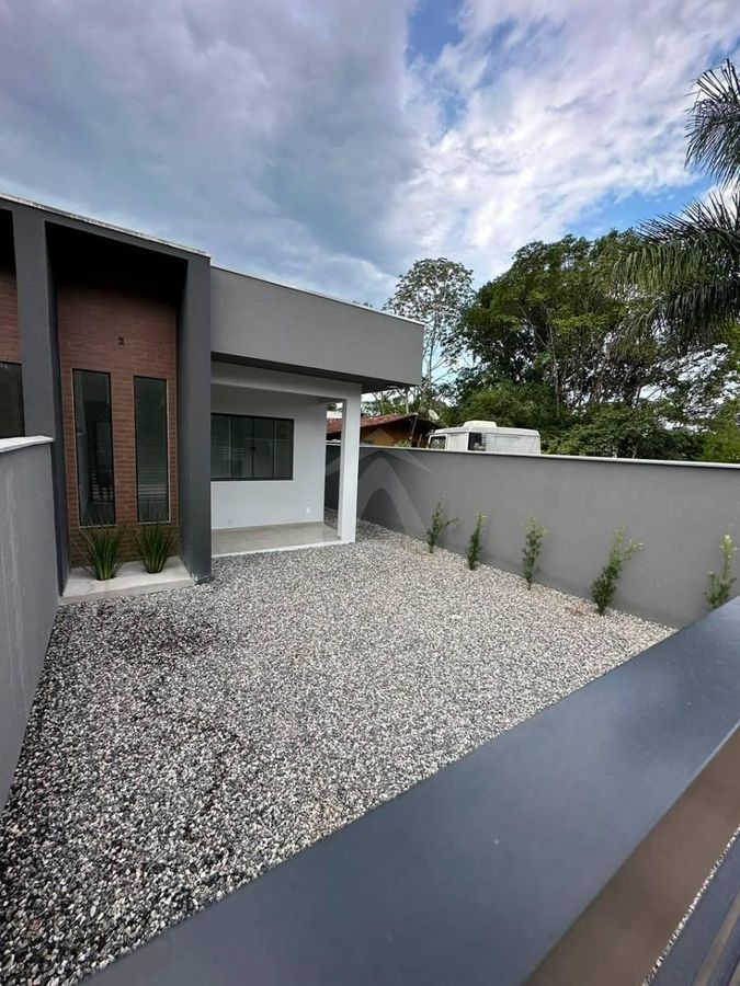 Casa, 2 quartos sendo 1 suíte, bal itamar