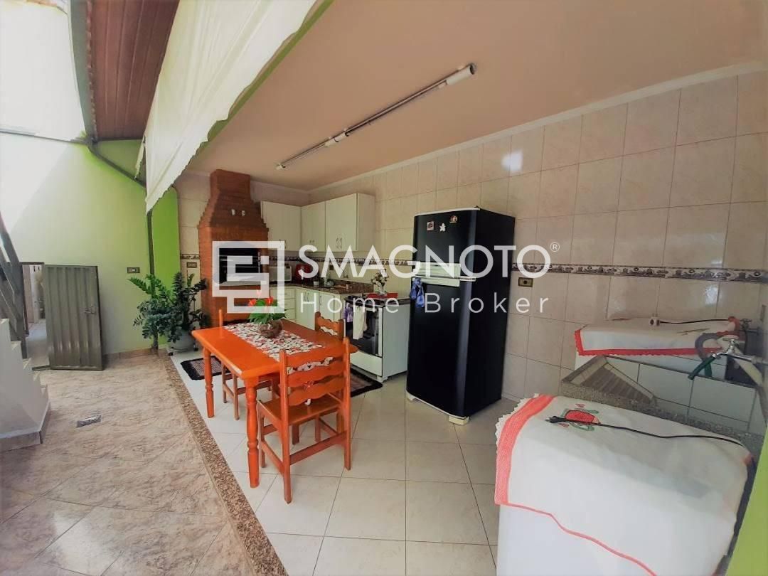 Casa com 3 dormitórios à venda, 186 m² por R$ 650.000,00 - Vila Rezende - Piracicaba/SP