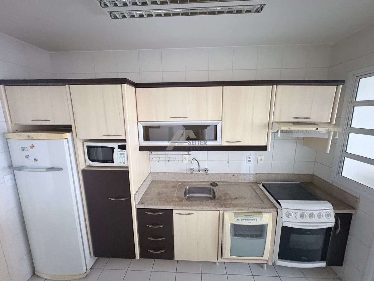 Apartamento de 3 Dormitorios a Venda Florianopolis Centro