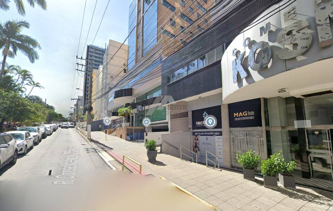 Loja/sala comercial à venda em Edifício comercial no Centro de Florianópolis