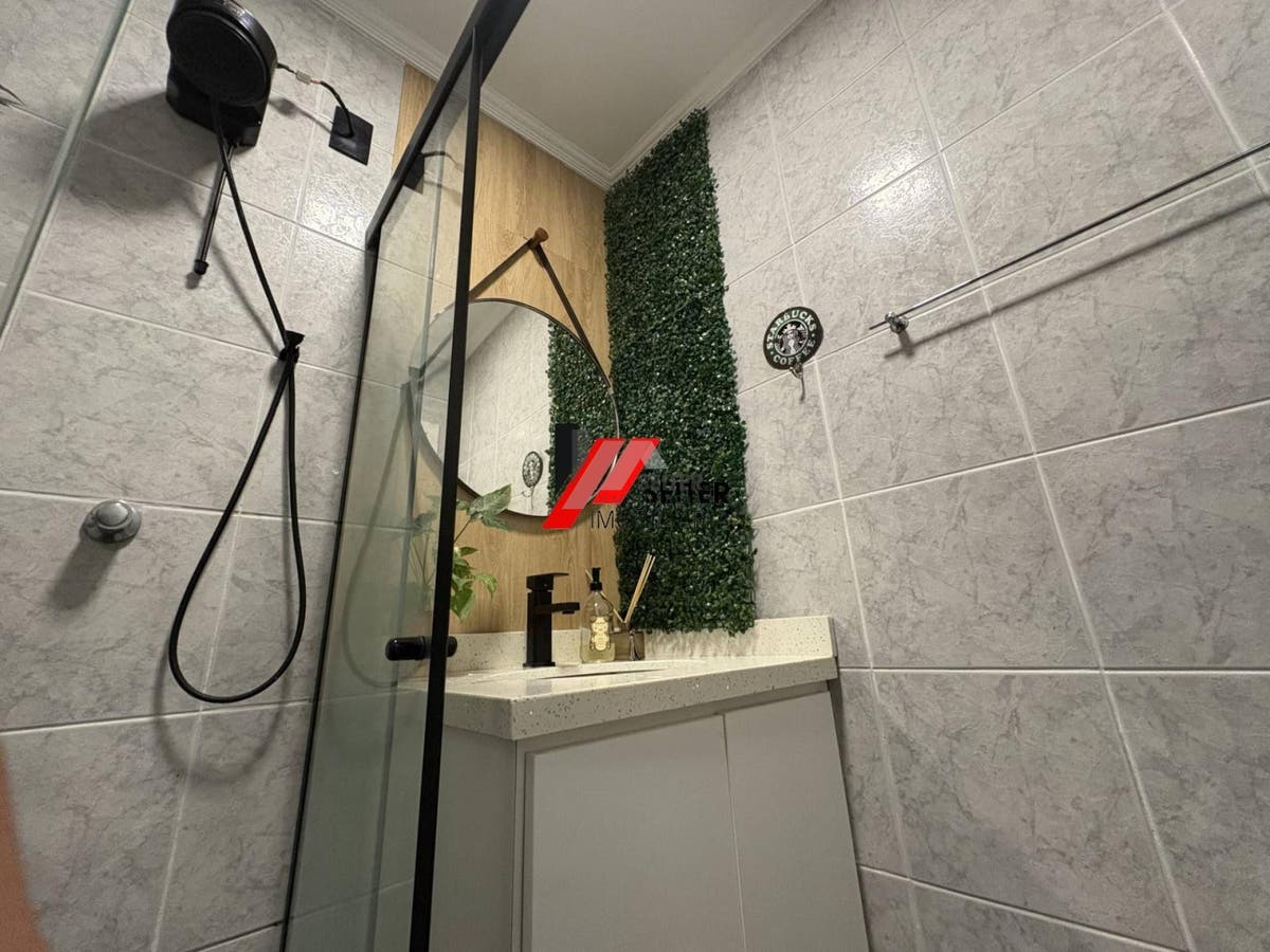 Sala Comercial à Venda no Centro em Florianópolis - foto 20