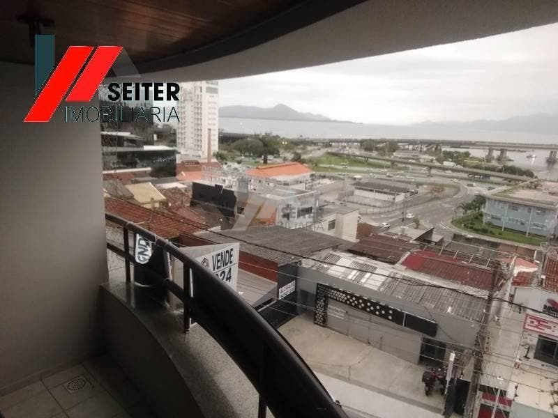 Apartamento de 3 dormitórios a venda Centro de Florianópolis