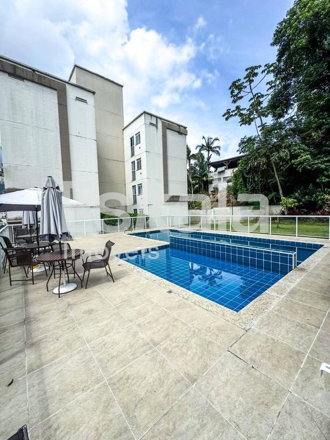 Apartamento Semi Mobiliado com 02 Quartos Jaraguá Esquerdo - Jaraguá do Sul