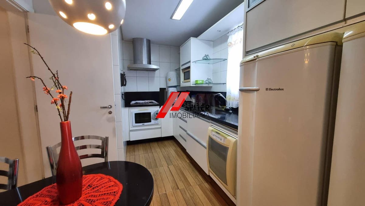 Apartamento à venda Beira Mar Agronômica Florianópolis
