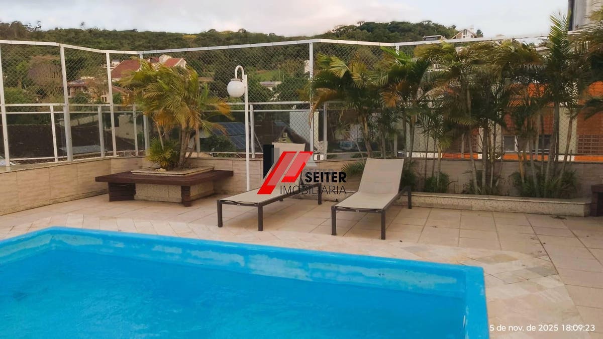 Cobertura a venda Pantanal Florianópolis