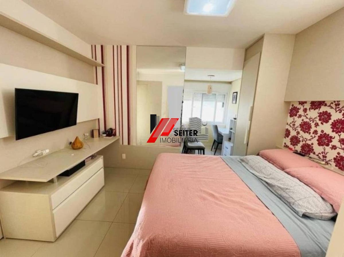 Cobertura 3 suites para alugar no Itacorubi Florianópolis