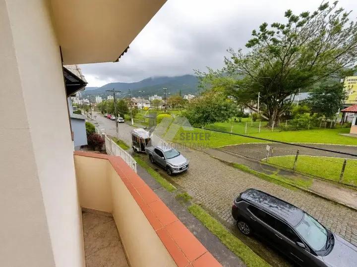 Casa de 5 Quartos no Itacorubi