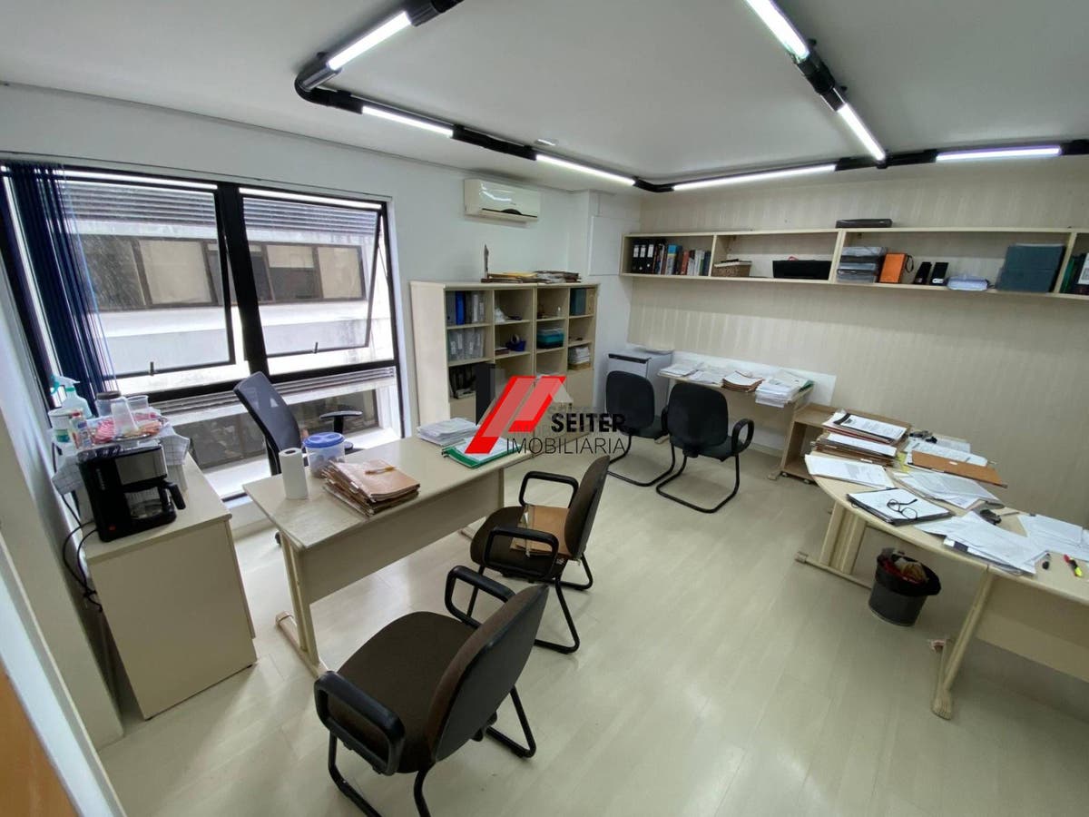 Sala comercial para alugar no centro de Florianópolis proximo ao mercado publico