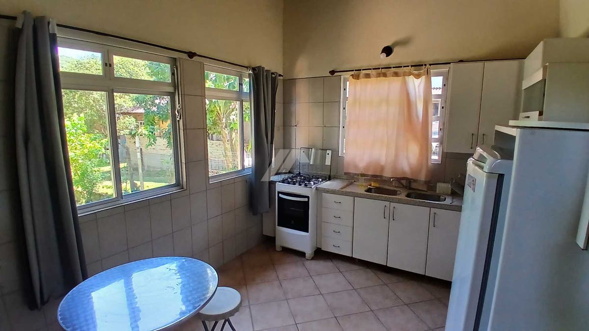 Casa a venda de 4 suites terreno grande Santo Antonio de Lisboa Florianopolis