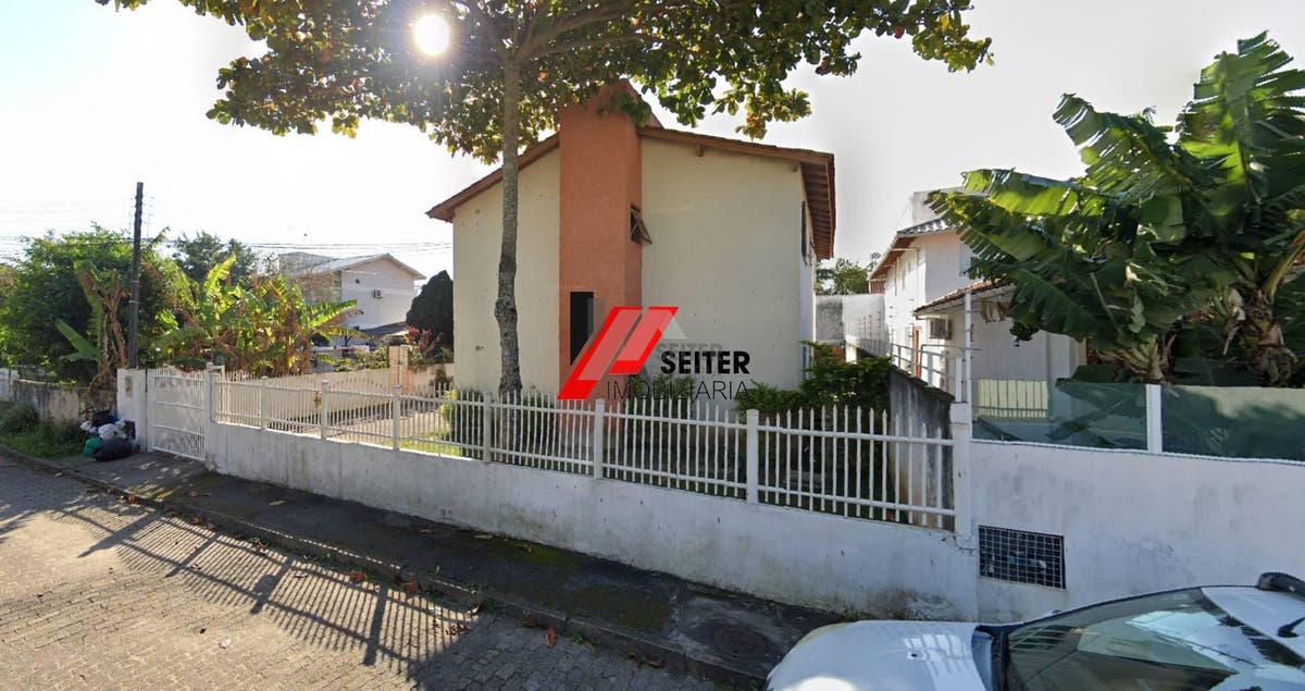 Terreno a venda com 5 apartamentos Cachoeira do bom Jesus Florianopolis