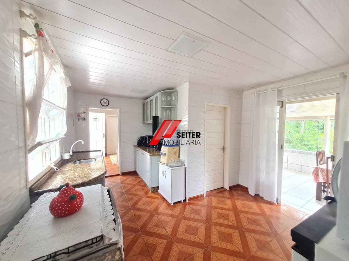Casa de 2 domritorios a venda Florianopolis Itacorubi