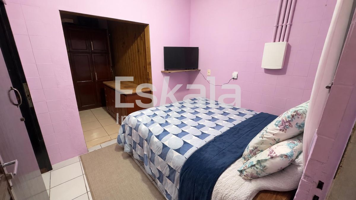 Casa Semobiliada Com 417m² De Área De Terreno São Luís - Jaraguá do Sul