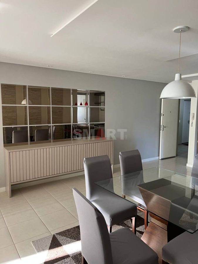 Apartamento 3 quartos semimobiliado com 2 vagas de garagem e box