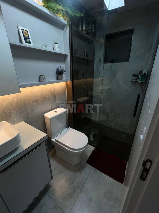 Apartamento Mobiliado na Ilha da Figueira com 2 Quartos e Elevador