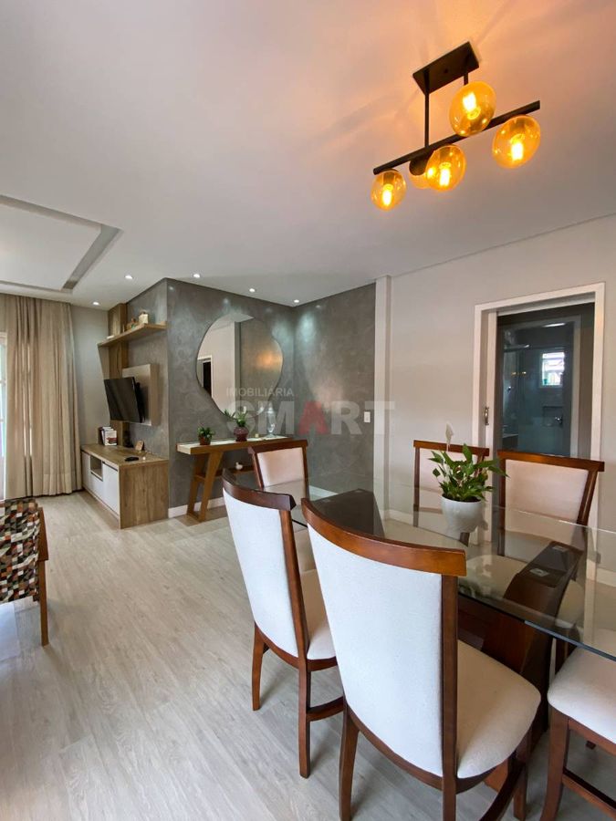 Casa com Sala Comercial à Venda no bairro Estrada Nova