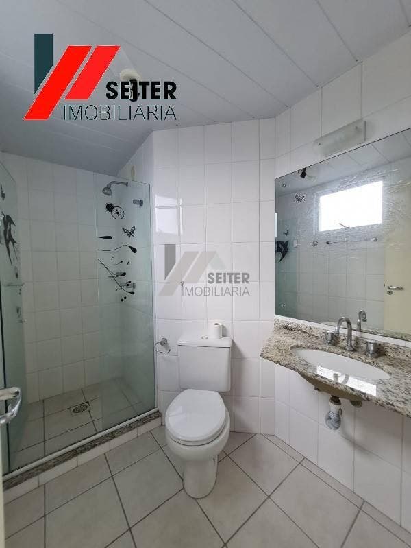 Apartamento de 2 dormitorios Itacorubi Florianopolis