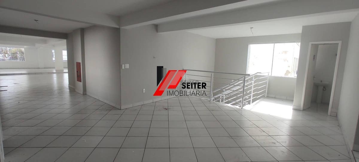 Loja para locação no Estreito 600m e 12 vagas