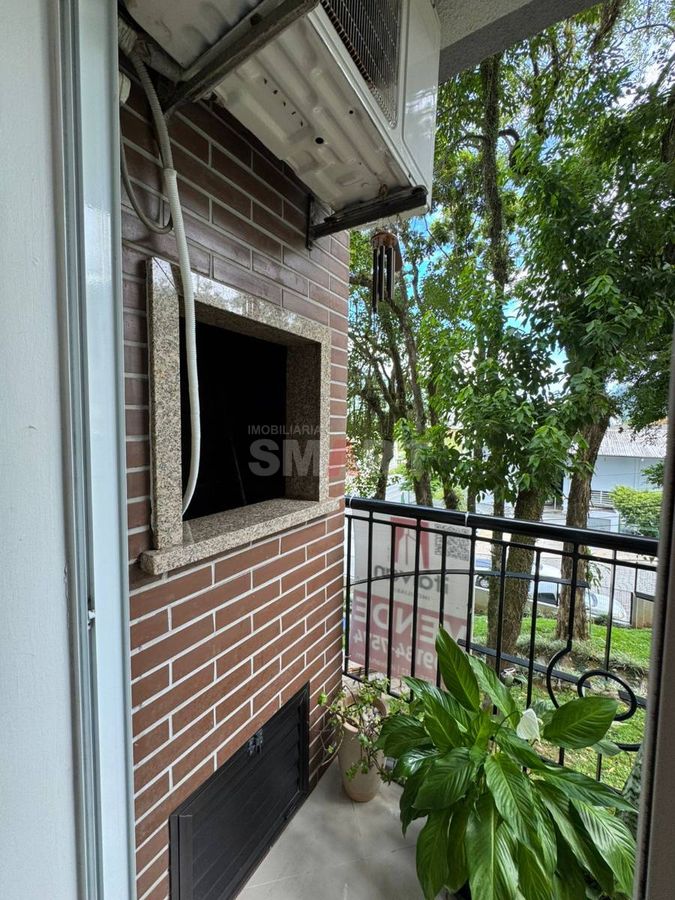 Apartamento Mobiliado com 1 Suíte mais 2 Quartos no Bairro Nova Brasília