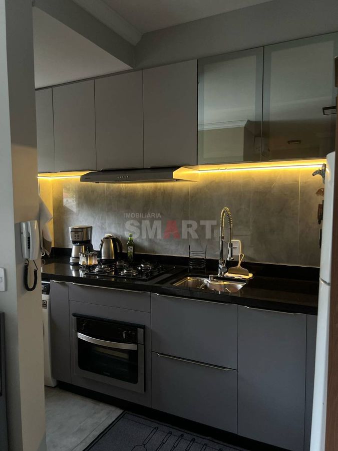 Apartamento Mobiliado na Ilha da Figueira com 2 Quartos e Elevador