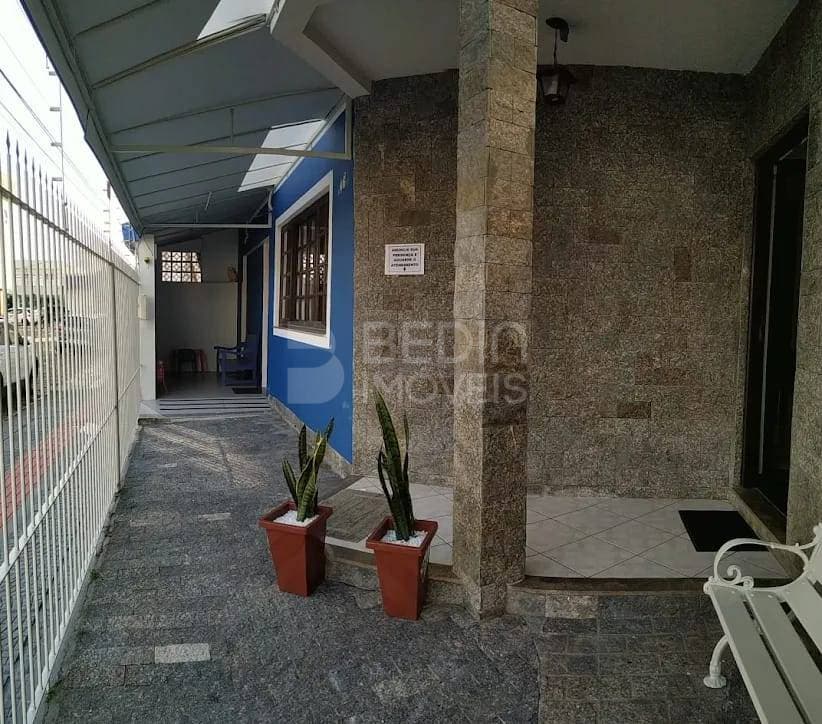 Casa de 3 quartos, 200m² no bairro Centro, em Balneário Camboriú | Eu Corretor