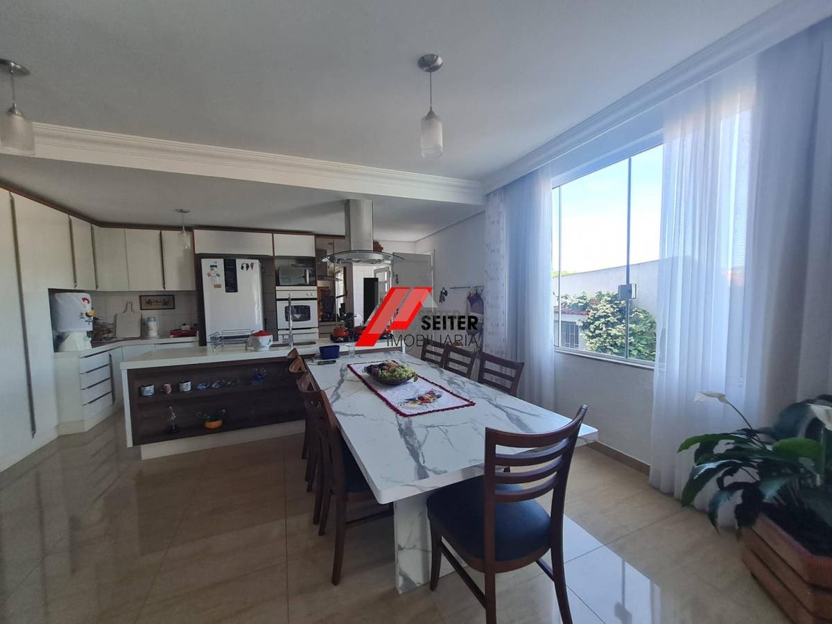 Casa a venda agronômica Florianópolis