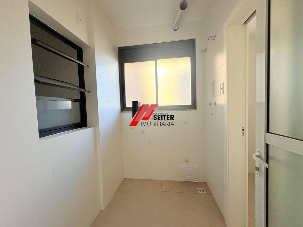 Apartamento à venda no Itacorubi Florianópolis