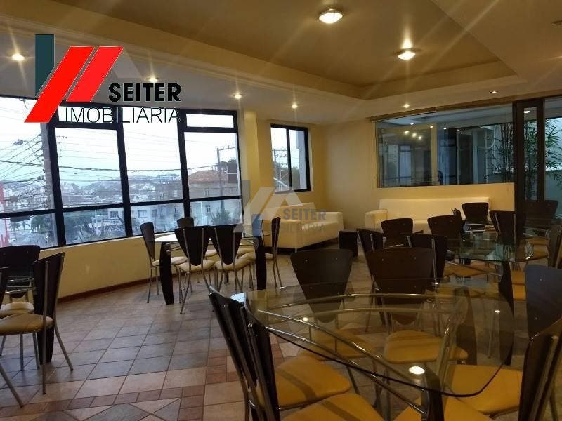Apartamento de 3 dormitórios a venda Centro de Florianópolis