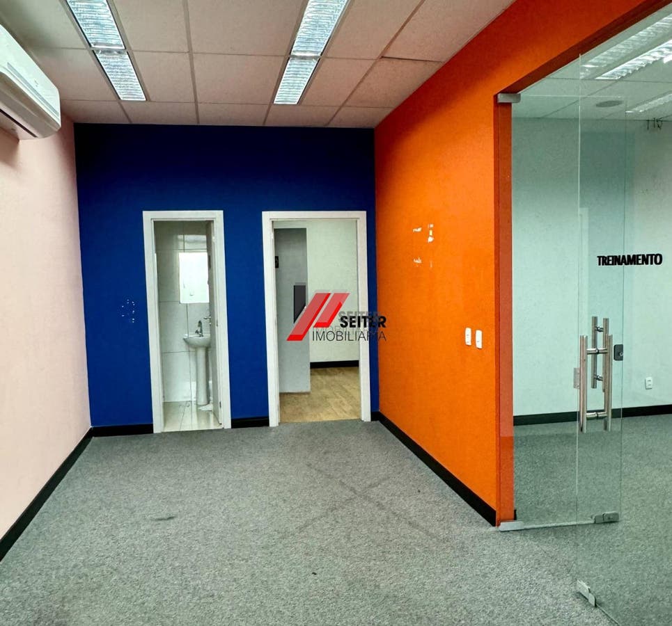 Loja comercial para alugar no bairro estreito em Florianópolis