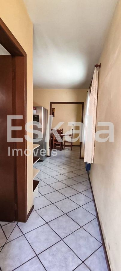 Casa Residencial Com 03 Dormitórios, Localizada no Bairro Vila Lalau, Jaragua do Sul