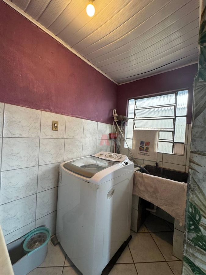 Casa com 3 Quartos no Bairro Rau