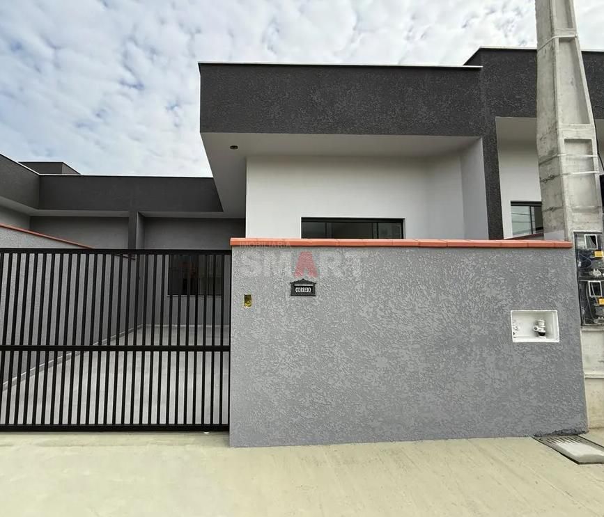 Casa Geminada 1 Suíte + 1 Quarto e Churrasqueira