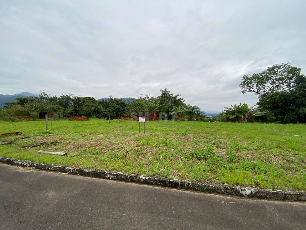 Terreno com 775,95m² à Venda no Loteamento Catarina de Alexandria