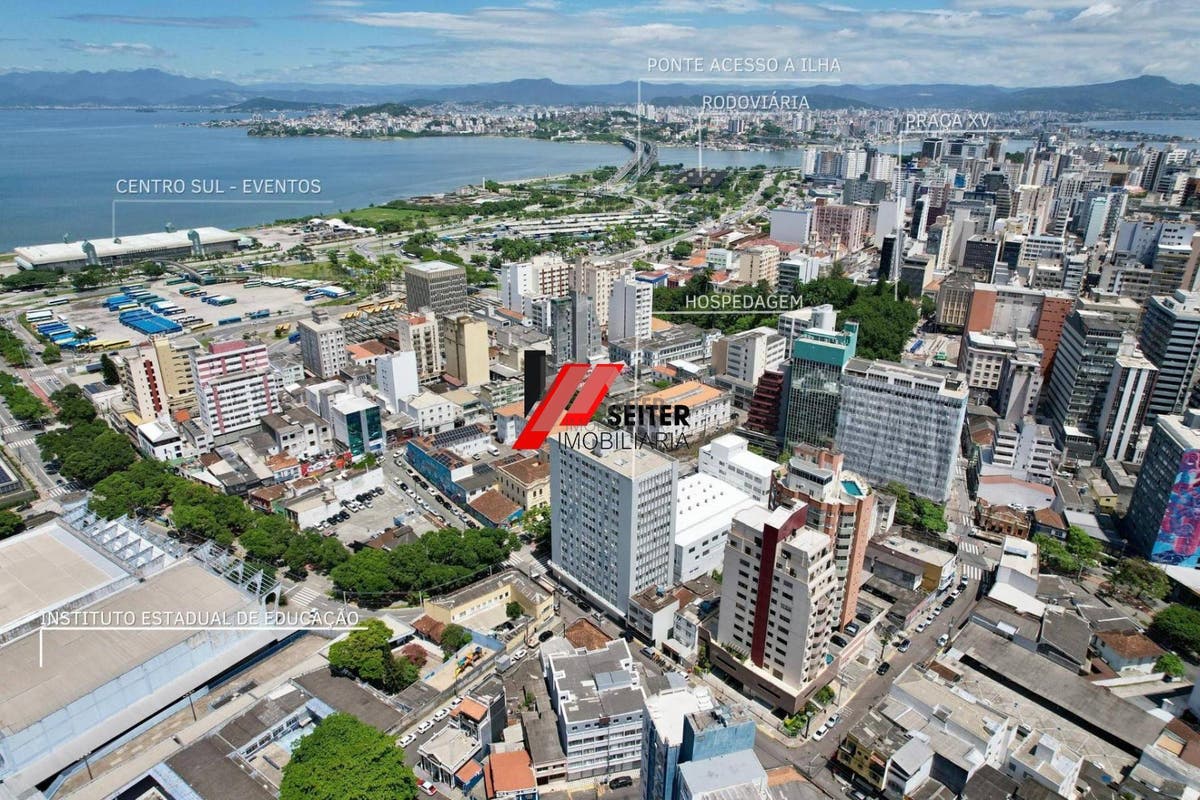 Apartamento de 2 dormitorios a venda Centro Florianopolis