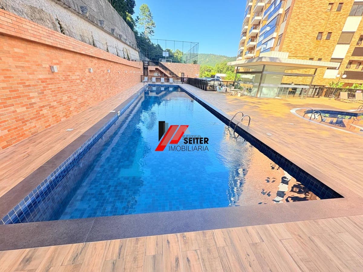 Apartamento à venda no Itacorubi Florianópolis