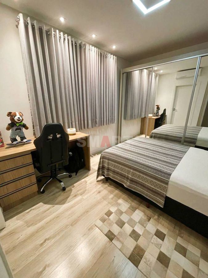 Apartamento Mobiliado com 03 Suítes à Venda no Centro