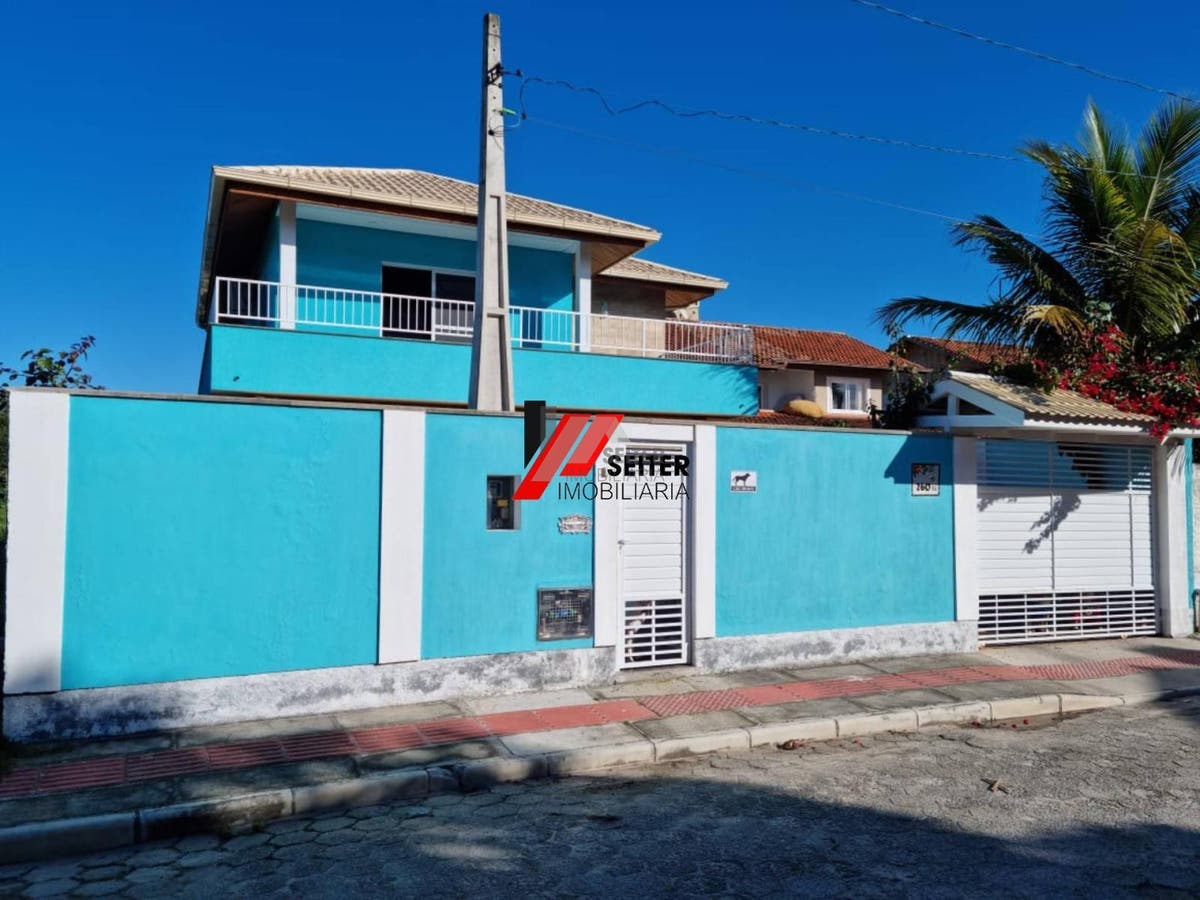 Sobrado 4 dormitorios possui suite com closet e edicula para venda