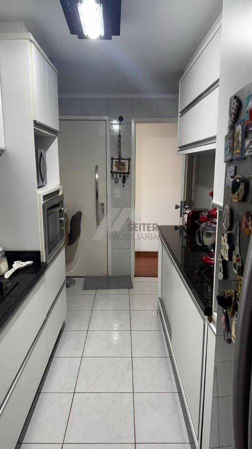 Apartamento 3 dormitórios com 1 suite a Venda em Florianópolis Centro
